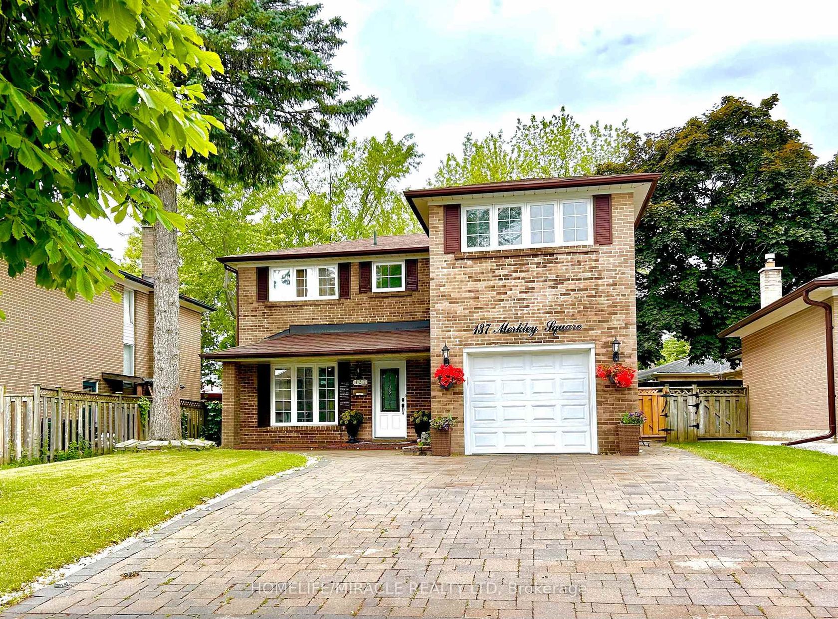 137 Merkley Square, Morningside, Toronto 