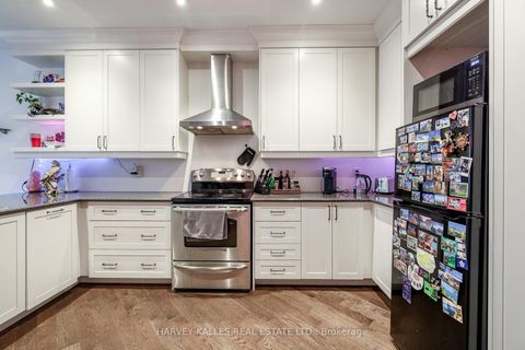 Photo 3 at 530 Richmond Street W, Waterfront Communities C1, Toronto