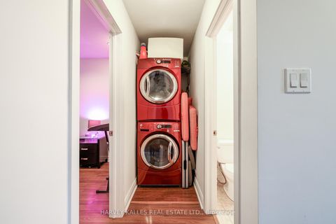 Photo 16 at 530 Richmond Street W, Waterfront Communities C1, Toronto