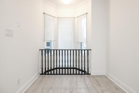 Photo 18 at 530 Richmond Street W, Waterfront Communities C1, Toronto