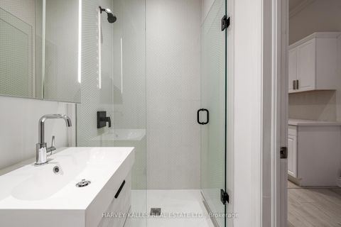 Photo 20 at 530 Richmond Street W, Waterfront Communities C1, Toronto