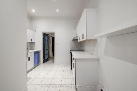 Photo 21 at 530 Richmond Street W, Waterfront Communities C1, Toronto