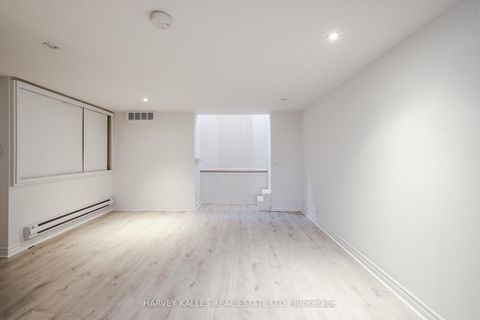 Photo 28 at 530 Richmond Street W, Waterfront Communities C1, Toronto