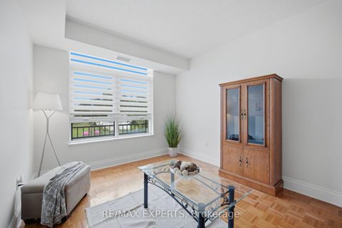 Photo 13 at 209 - 53 Woodbridge Avenue, West Woodbridge, Vaughan