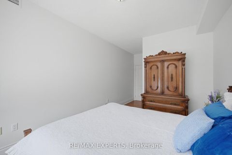 Photo 23 at 209 - 53 Woodbridge Avenue, West Woodbridge, Vaughan
