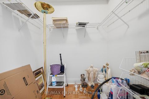 Photo 24 at 209 - 53 Woodbridge Avenue, West Woodbridge, Vaughan
