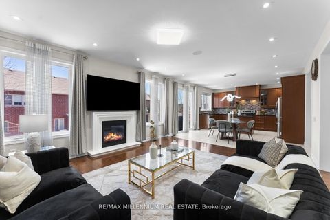 Photo 16 at 433 Mavrinac Boulevard, Bayview Northeast, Aurora
