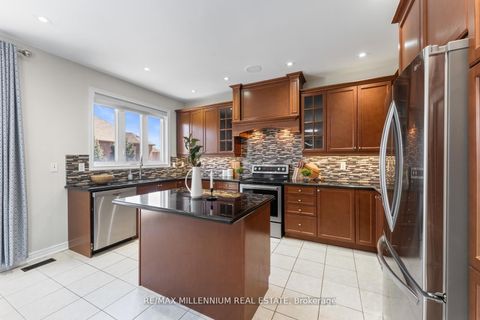 Photo 22 at 433 Mavrinac Boulevard, Bayview Northeast, Aurora