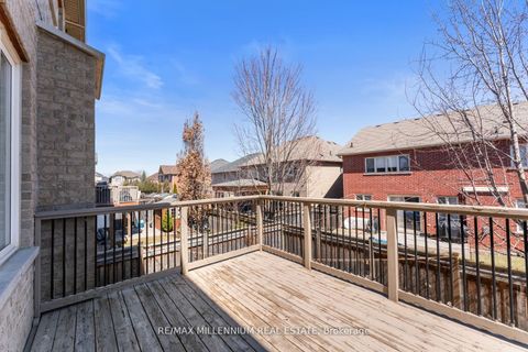 Photo 38 at 433 Mavrinac Boulevard, Bayview Northeast, Aurora