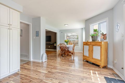 Photo 9 at 17 Shaina Court, Painswick South, Barrie