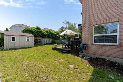 Photo 33 at 17 Shaina Court, Painswick South, Barrie