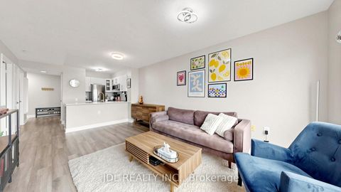 Photo 5 at 2005 - 21 Hillcrest Avenue, Willowdale East, Toronto