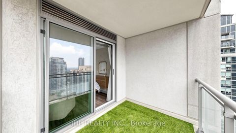 Photo 10 at 2005 - 21 Hillcrest Avenue, Willowdale East, Toronto