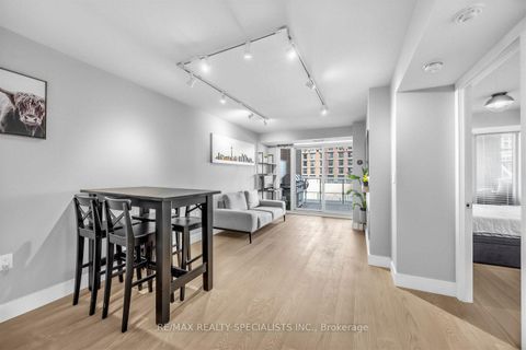 Photo 6 at 301 - 125 Western Battery Road, Niagara, Toronto