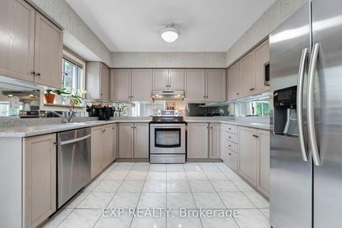 Photo 6 at 591 Plantation Gate, Summerhill Estates, Newmarket
