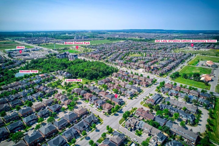 Photo 6 at 916 McNair Circle, BE Beaty, Milton