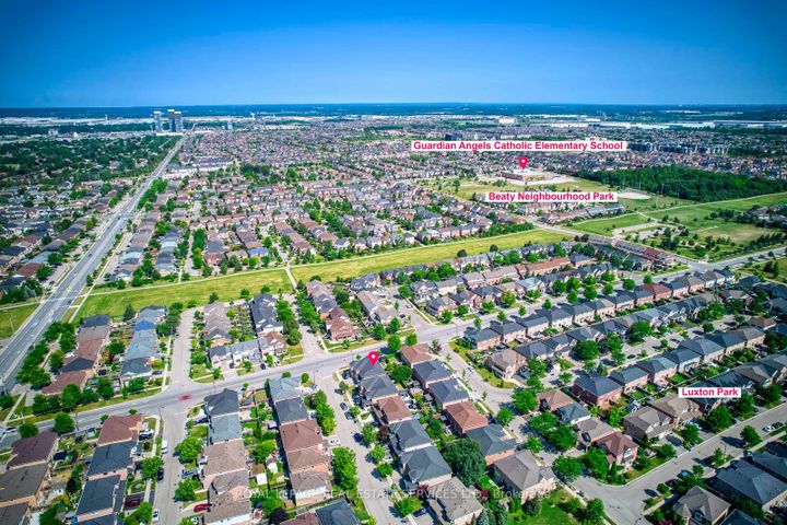 Photo 12 at 916 McNair Circle, BE Beaty, Milton