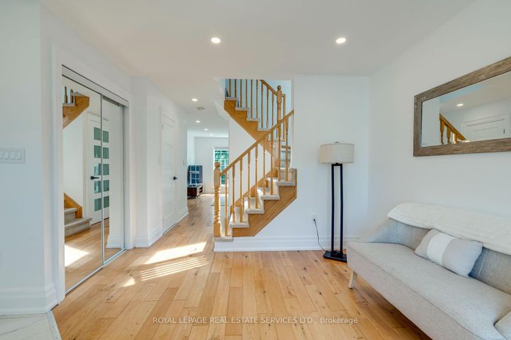 Photo 19 at 916 McNair Circle, BE Beaty, Milton