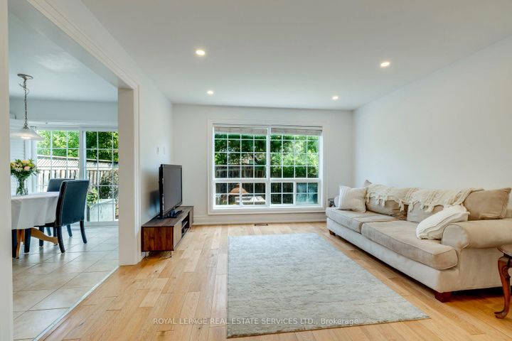 Photo 20 at 916 McNair Circle, BE Beaty, Milton