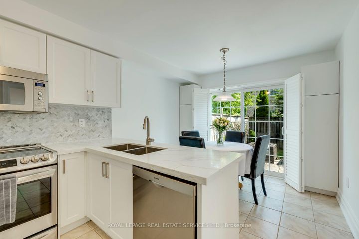 Photo 29 at 916 McNair Circle, BE Beaty, Milton