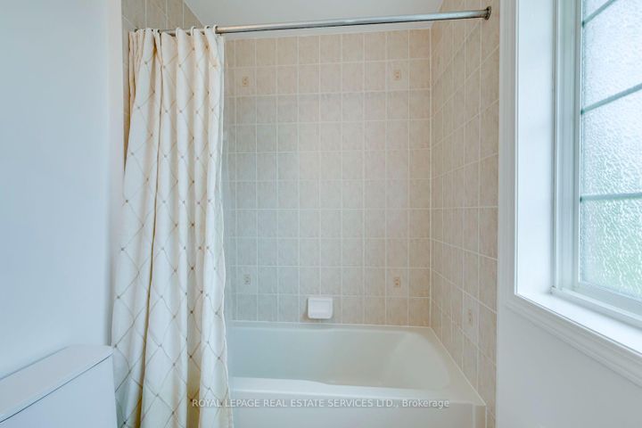 Photo 37 at 916 McNair Circle, BE Beaty, Milton