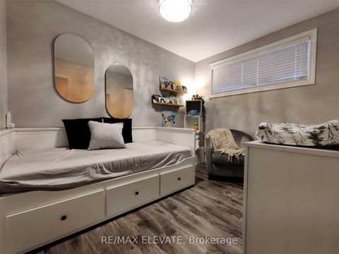 Photo 5 at 302 Demaine Crescent, Crosby, Richmond Hill