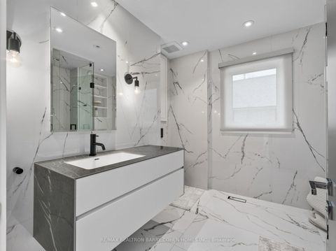 Photo 30 at 7 Glen Rush Boulevard, Nortown, Toronto