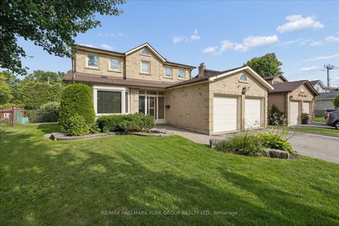 Photo 2 at 306 Erin Trail, London, Newmarket