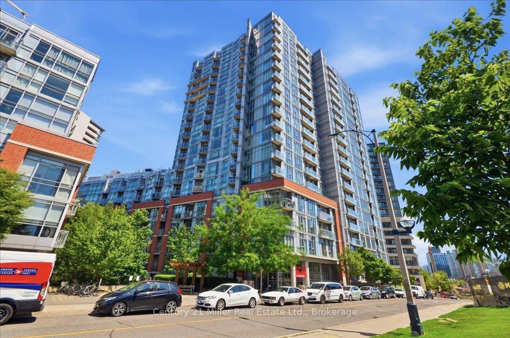 518 - 150 Sudbury Street, Little Portugal, Toronto 