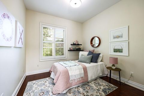 Photo 30 at 30 Walder Avenue, Mount Pleasant East, Toronto