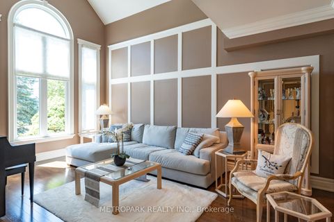 Photo 10 at 56 Bindertwine Boulevard, Kleinburg, Vaughan