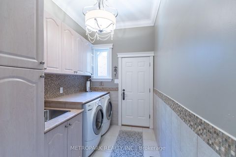 Photo 14 at 56 Bindertwine Boulevard, Kleinburg, Vaughan