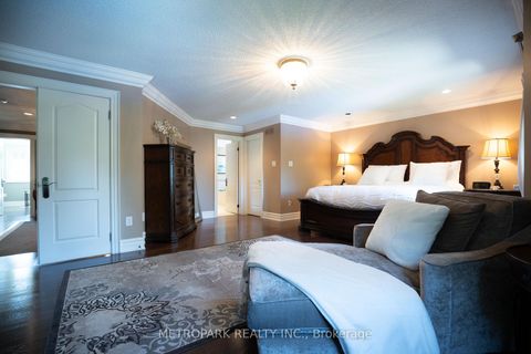 Photo 16 at 56 Bindertwine Boulevard, Kleinburg, Vaughan
