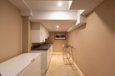 Photo 23 at 56 Bindertwine Boulevard, Kleinburg, Vaughan