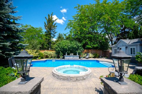 Photo 33 at 56 Bindertwine Boulevard, Kleinburg, Vaughan