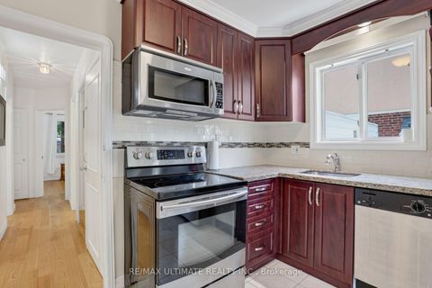 Photo 17 at 11 Midholm Drive, Ionview, Toronto