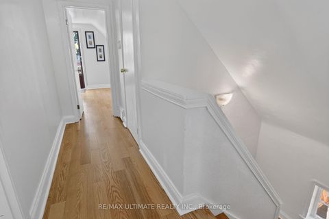 Photo 27 at 11 Midholm Drive, Ionview, Toronto