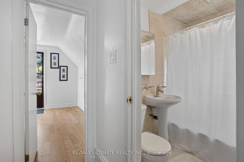 Photo 31 at 11 Midholm Drive, Ionview, Toronto