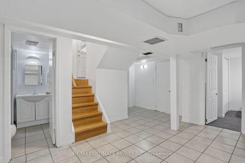 Photo 43 at 11 Midholm Drive, Ionview, Toronto