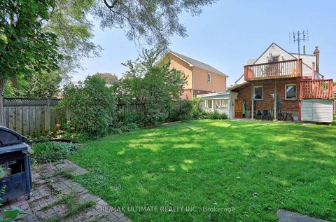 Photo 47 at 11 Midholm Drive, Ionview, Toronto