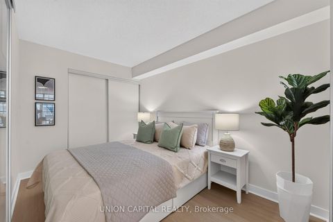 Photo 17 at 551 - 10 Capreol Court, Waterfront Communities C1, Toronto