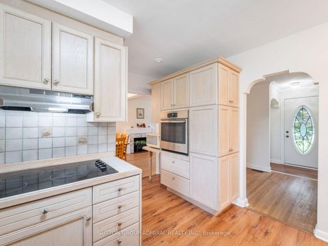 Photo 10 at 261 Carol Avenue, Central Newmarket, Newmarket