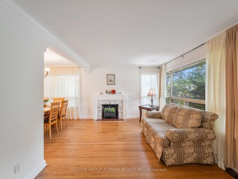 Photo 11 at 261 Carol Avenue, Central Newmarket, Newmarket