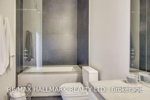 Photo 15 at 7 - 6 Bartlett Avenue, Junction, Toronto