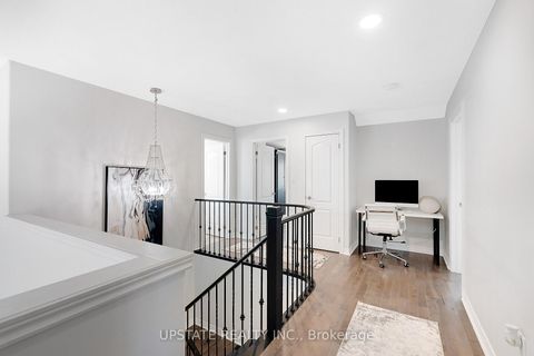 Photo 12 at 11 Kensington Trail, Shore, Barrie