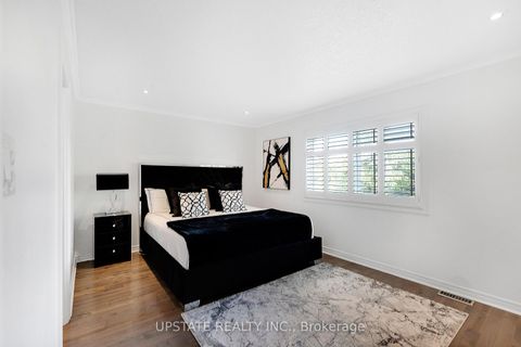 Photo 14 at 11 Kensington Trail, Shore, Barrie