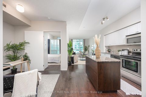Photo 0 at 808 - 215 Fort York Boulevard, Niagara, Toronto