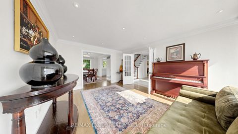 Photo 3 at 42 Blackforest Drive, Oak Ridges, Richmond Hill
