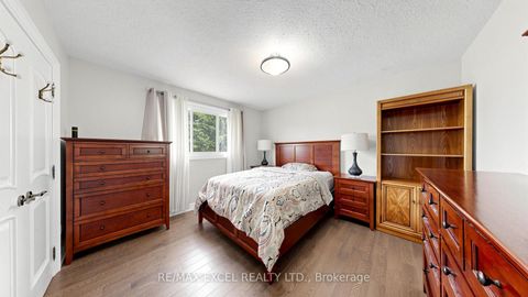 Photo 14 at 42 Blackforest Drive, Oak Ridges, Richmond Hill