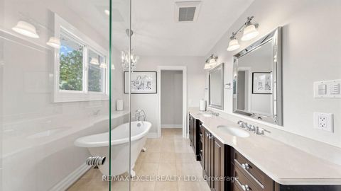 Photo 21 at 42 Blackforest Drive, Oak Ridges, Richmond Hill